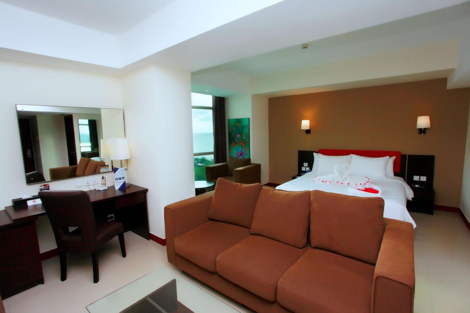 Best Western The Lagoon Hotel Manado Exterior photo